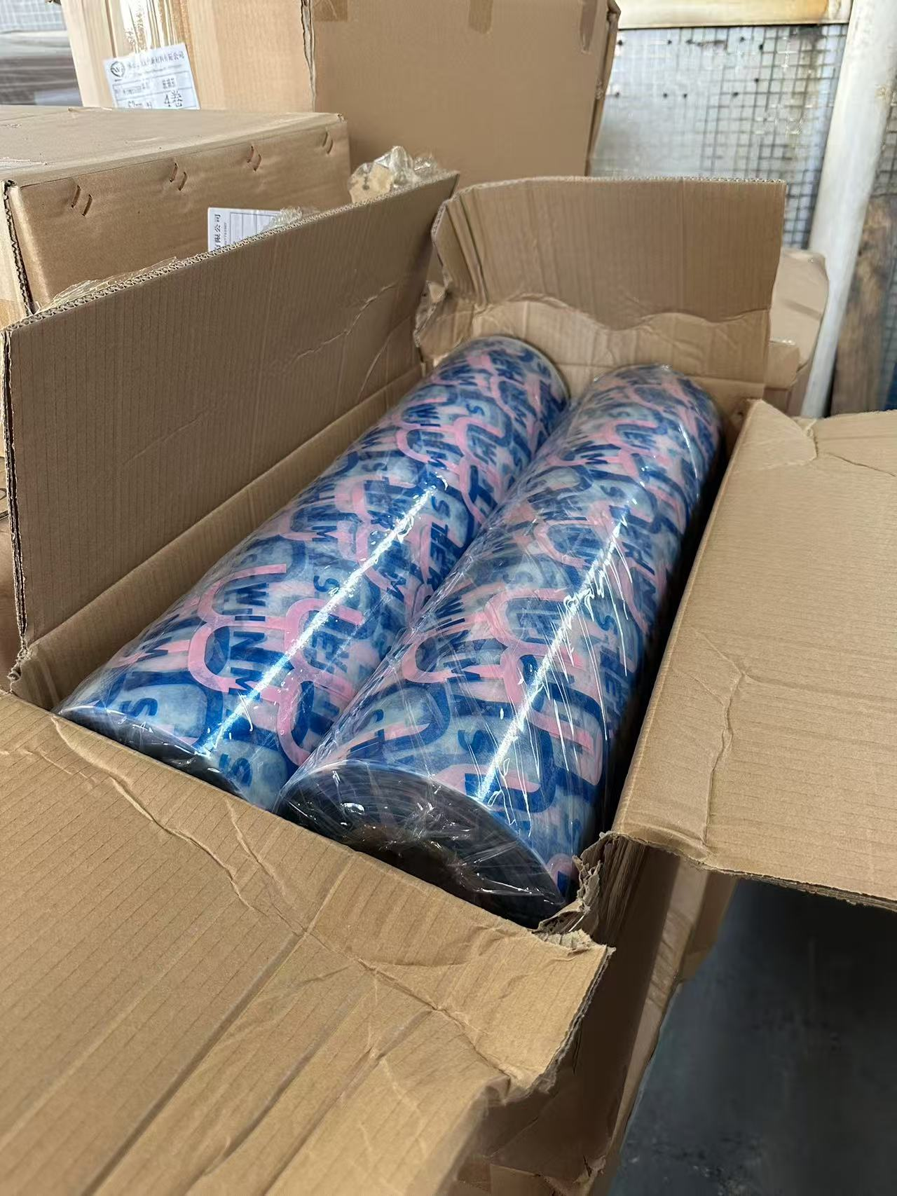 Medium-Tack Film for Aluminum & Glass 2